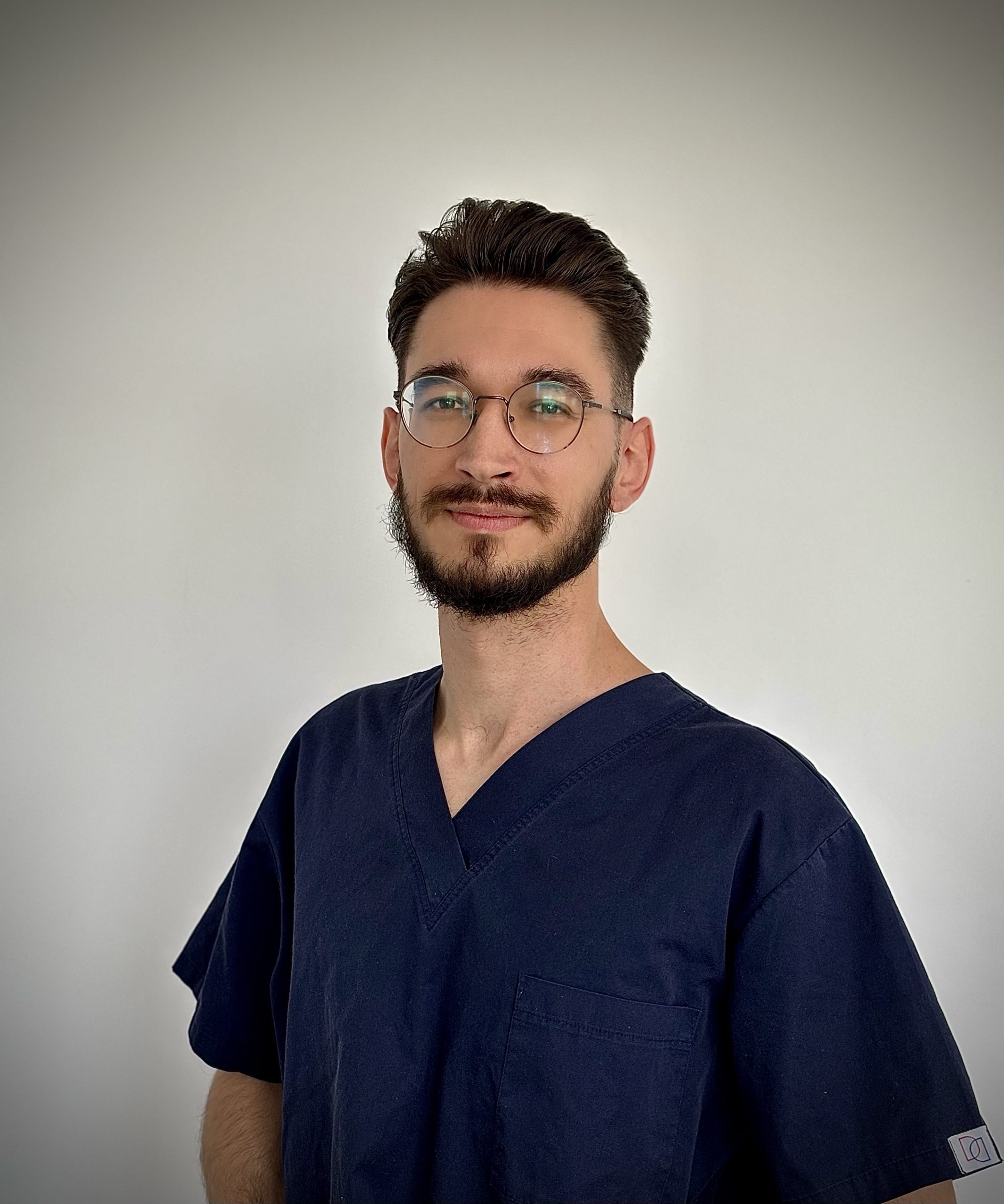 Dr. Sivadó Márk